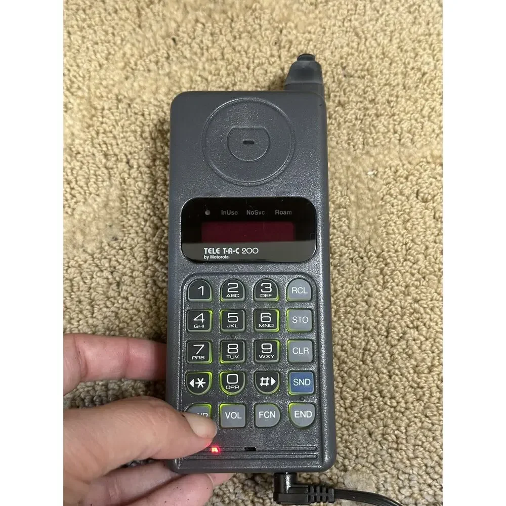 Vintage Tele Tac 200 Motorola Cell Phone + Extras Powers On For Parts Only AS-IS